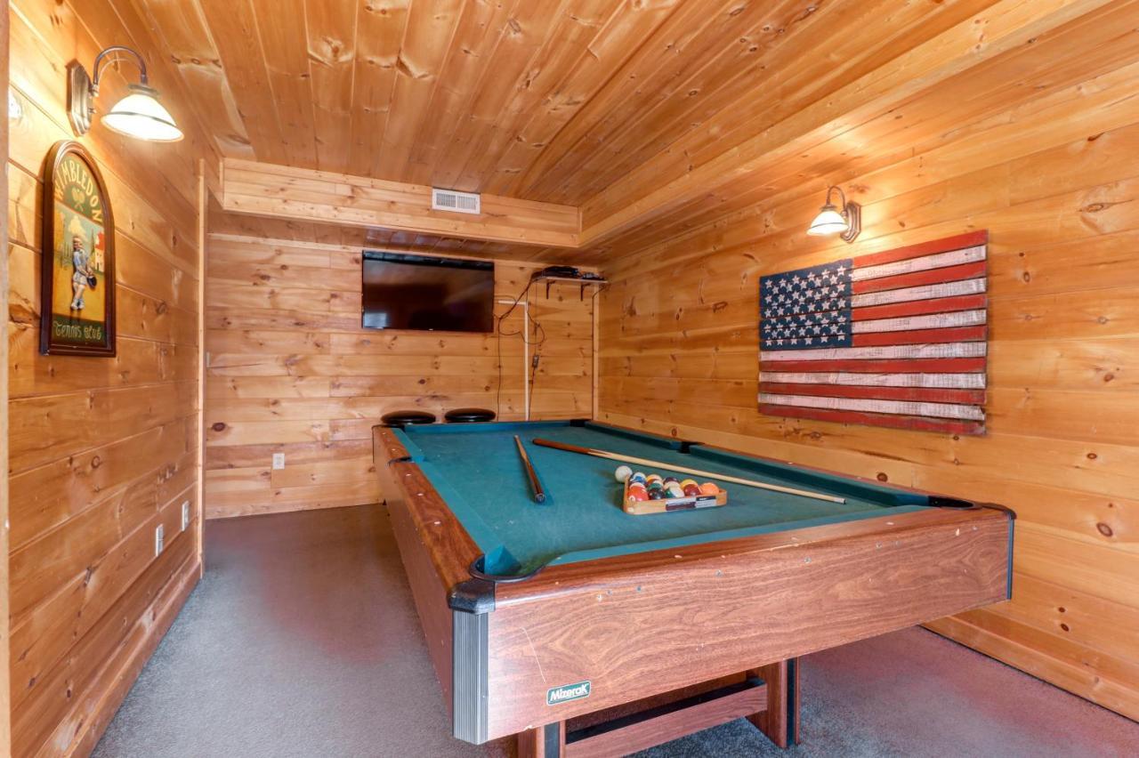 Thunder Bear Villa Pigeon Forge Bagian luar foto