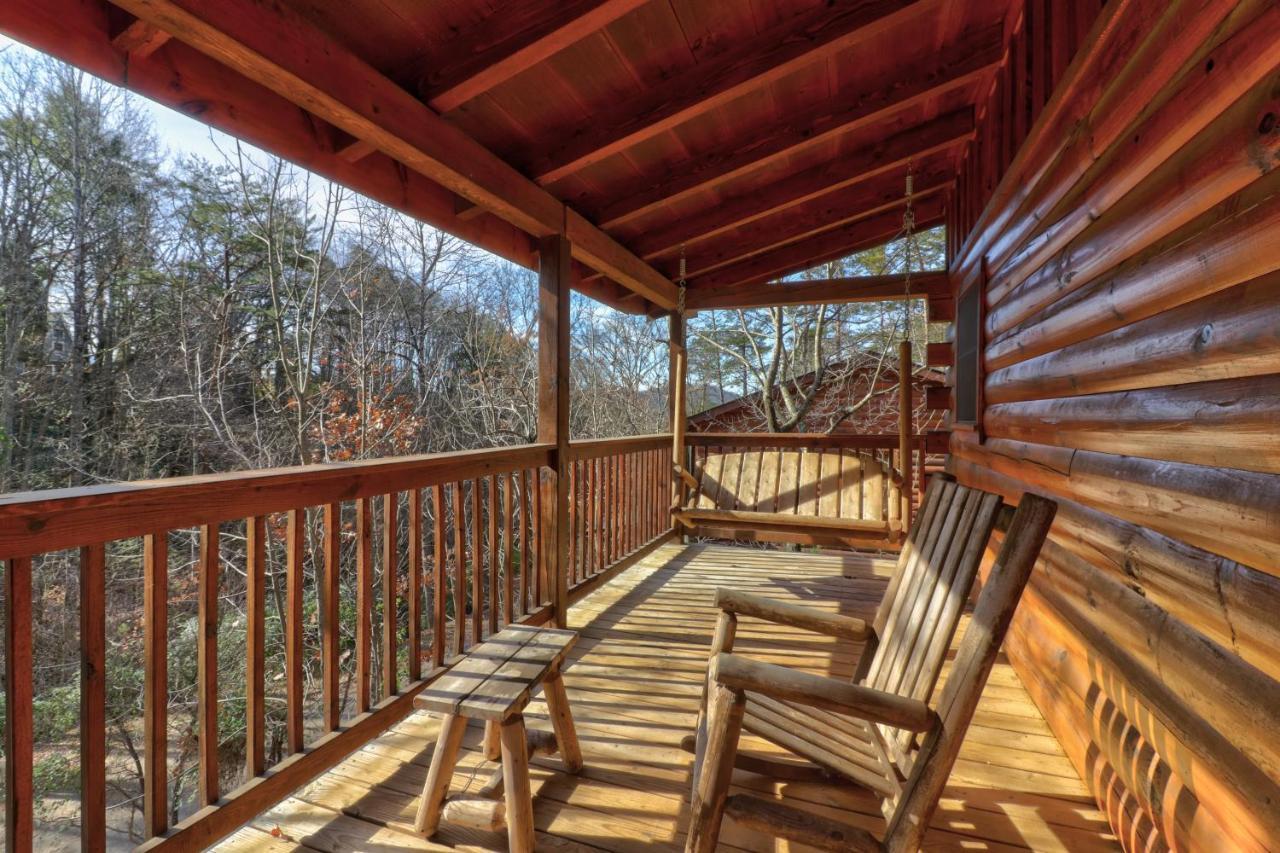 Thunder Bear Villa Pigeon Forge Bagian luar foto